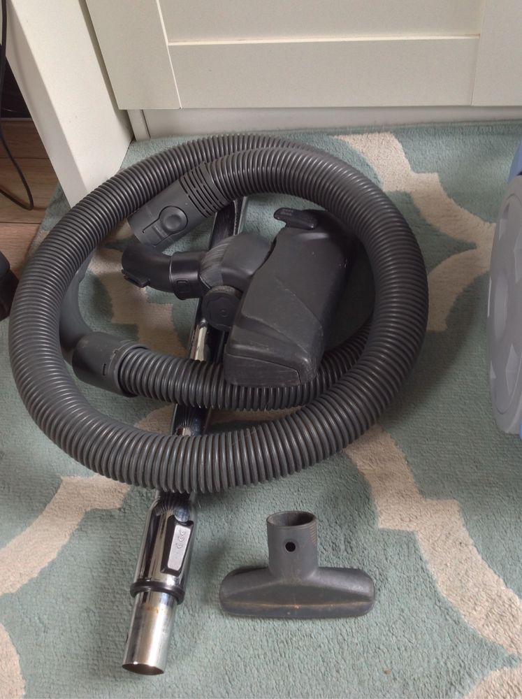 Odkurzacz Philips 2000W