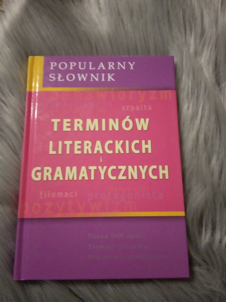 Popularny Słownik  Terminów Literackich Gramatycznych