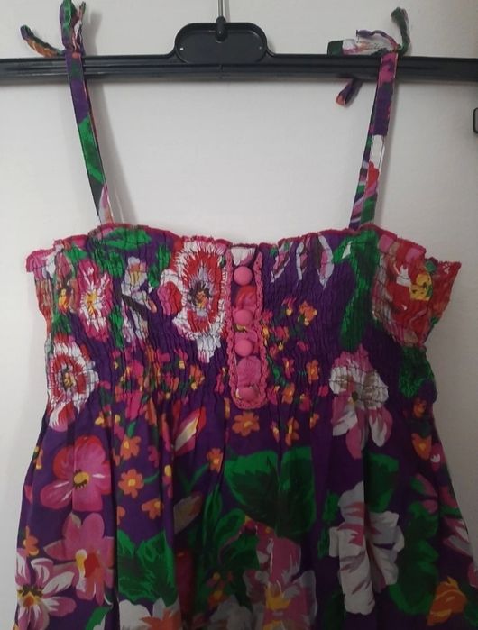 sukienka dziewczęca fioletowa rozkloszowana w kwiaty boho ramiączka