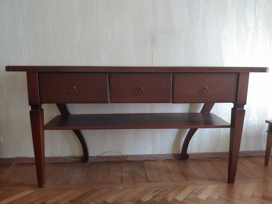 Шикарный комод деревянный, с 3-мя ящиками