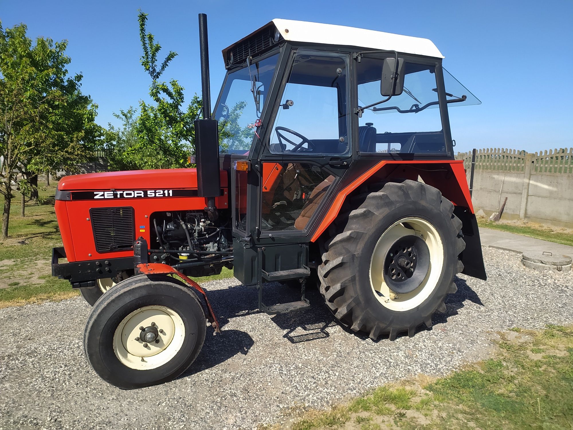 Zetor 5211 ZADBANY