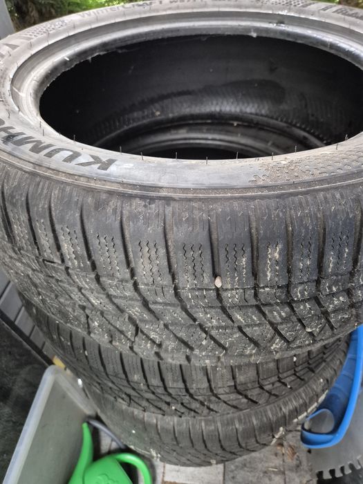Opony R20 20 cali Kumho suv zimowe