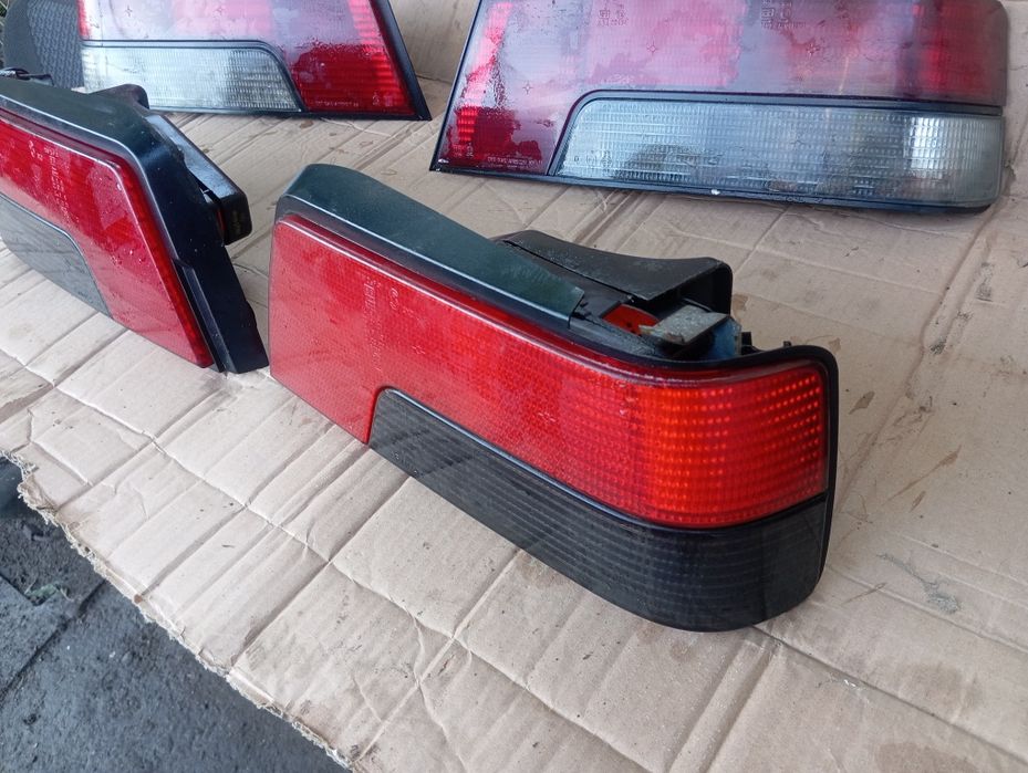 Задні стопи / ліхтарі Peugeot 405 (1987–1996 р.в.).
