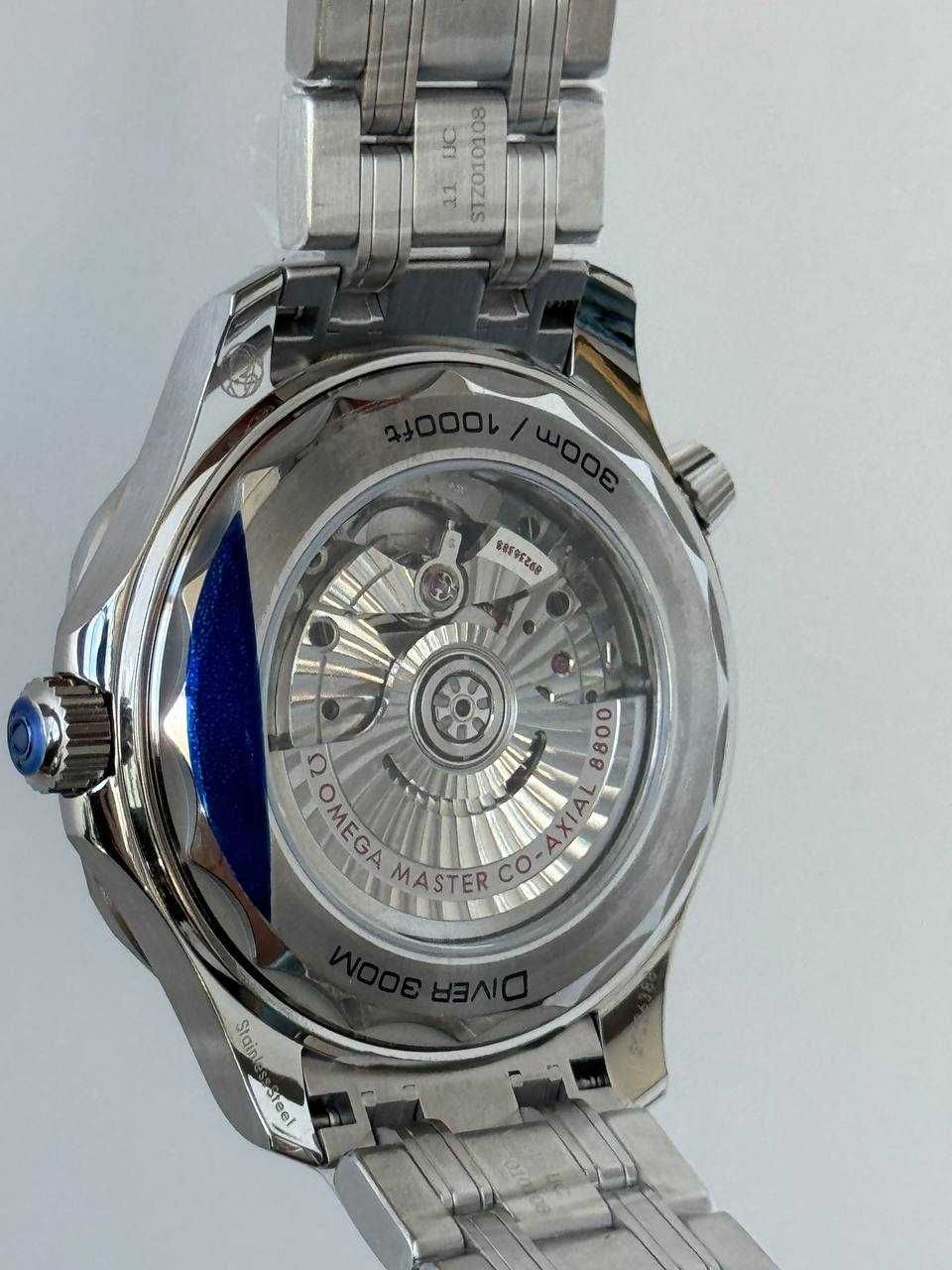 Omega Seamaster Diver 300m 42mm blue