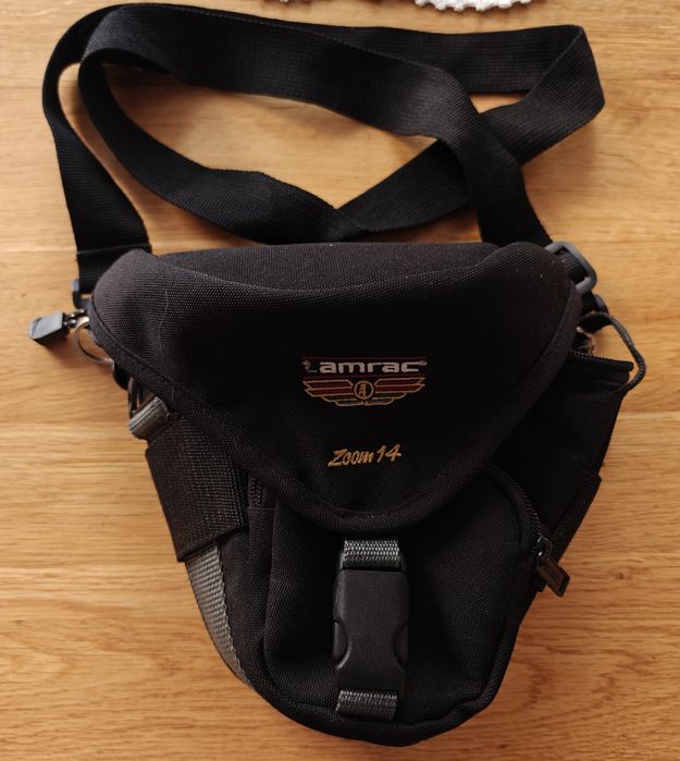 Futerał pokrowiec AMRAC na aparat fotograficzny cyfrowy lustrzankę