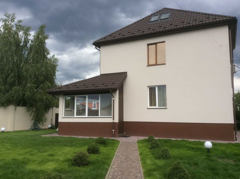 Продам 2 єт. дом 350 кв.м. в г.Вішгороде,микрорайон Дедовица