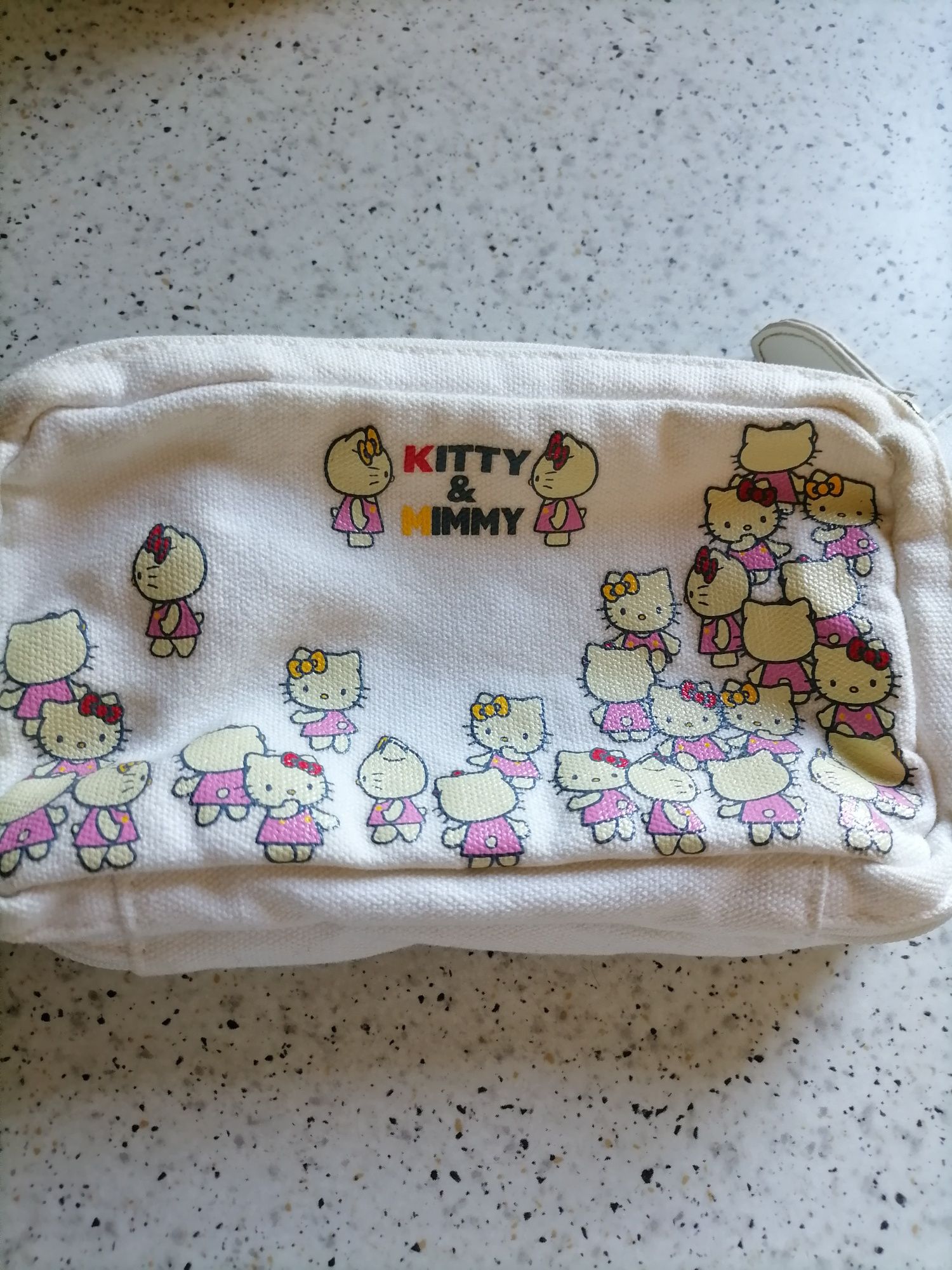 Bolsa Necessaire Hello Kitty