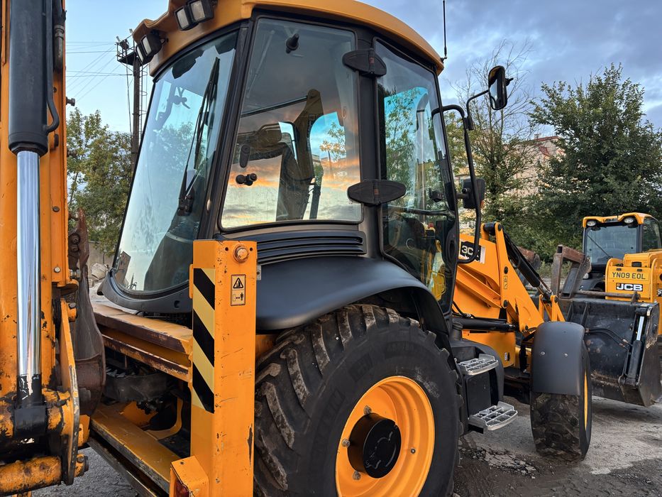 Екскаватор JCB 3CX 2010р.в.
