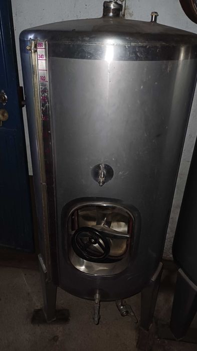 Cuba de vinho inox 350 litros