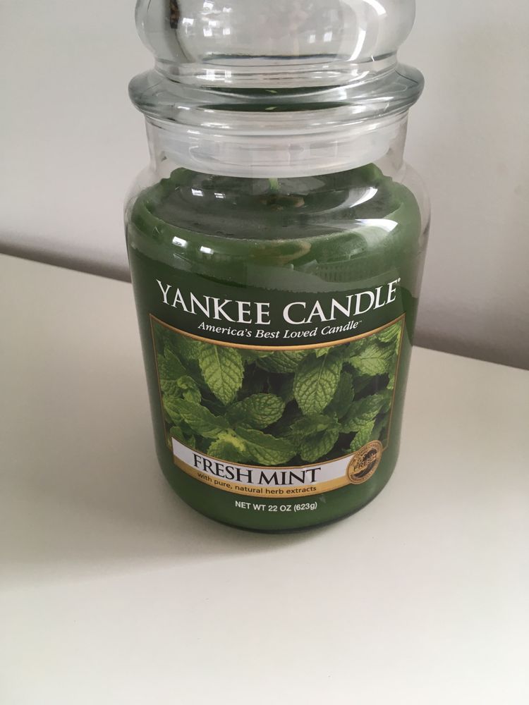 Fresh Mint Yankee Candle 623 g nowa