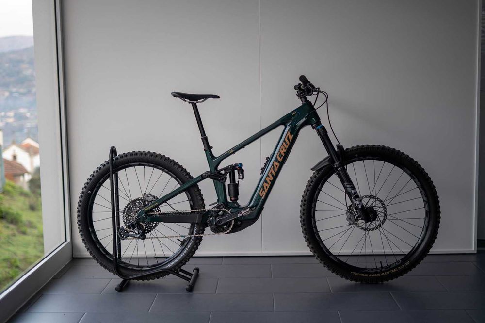 Santa Cruz Vala Tam. M - Fox Grip2 + Fox x2 c/ fatura IVA discriminado