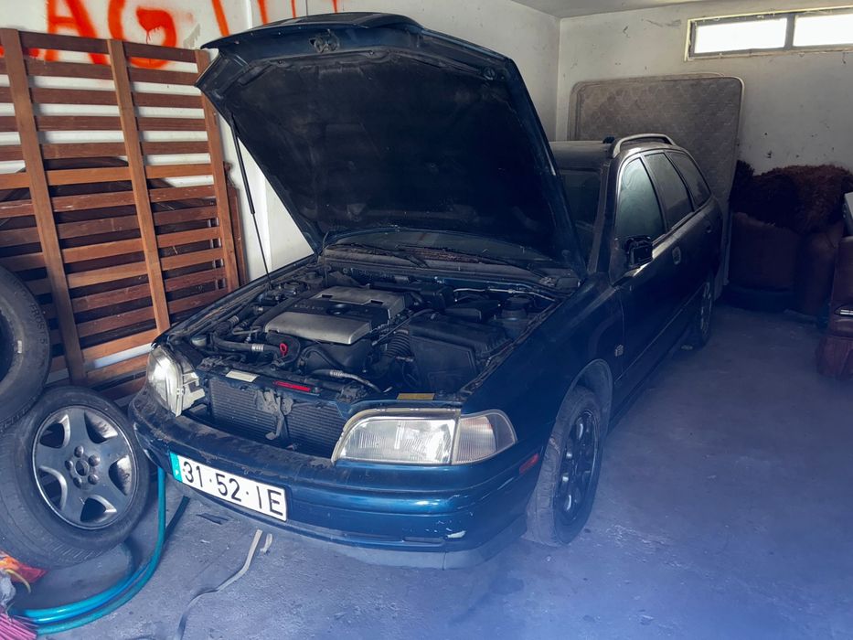 Volvo V40 gasolina - avariado