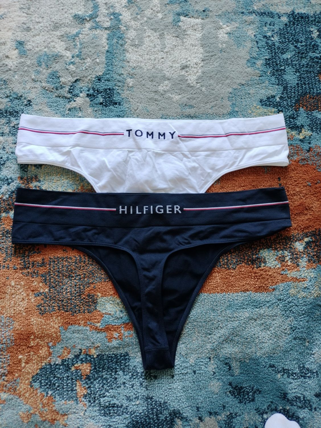 Stringi Tommy Hilfiger
