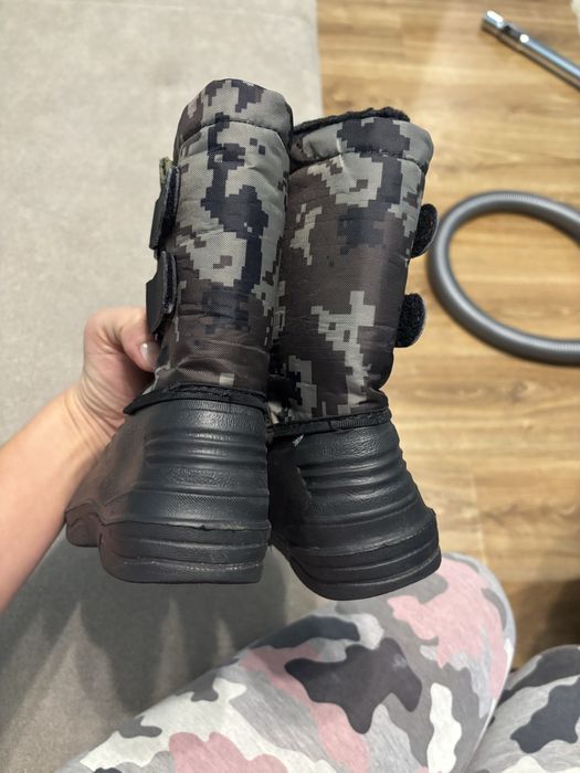 чоботи ботинки зимові