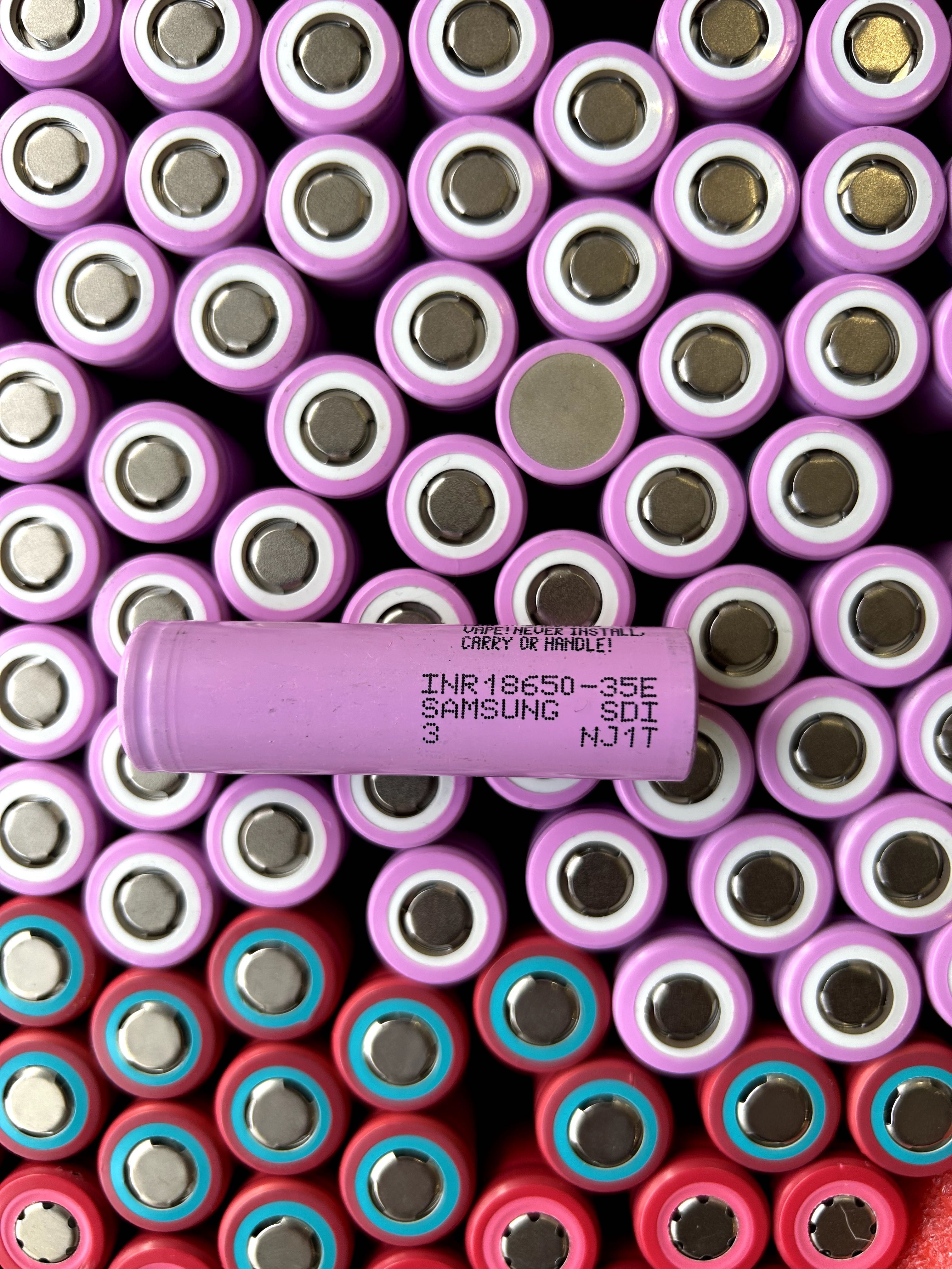 Акумулятор INR18650-35E Samsung SDI 3500 mAh Li-ion 3.7V, 8А (13А)