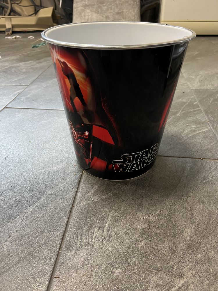 Kosz na śmieci STAR WARS 5 litrów