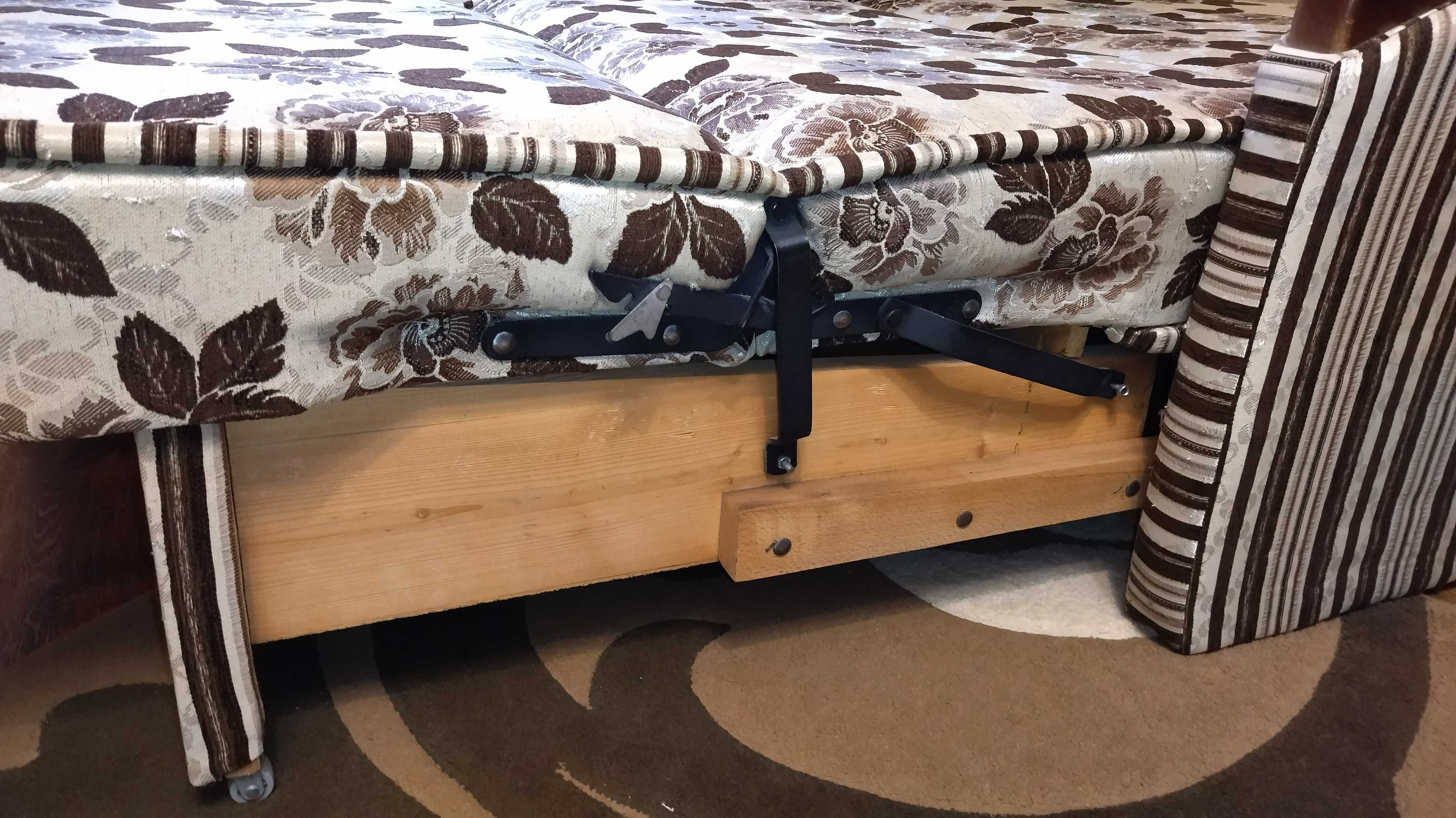 Розкладний диван