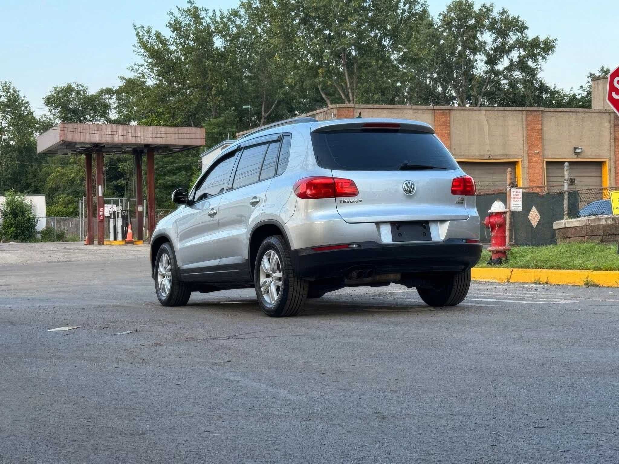 2016 Volkswagen Tiguan S 4Motion