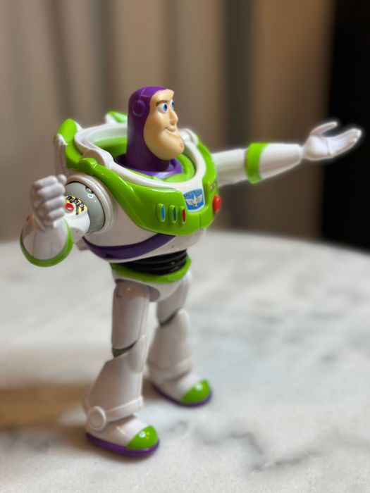 Figurka interaktywna Buzz Astral z Toy Story Oryginalna