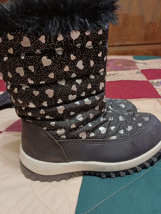 Взуття дитяче зимове