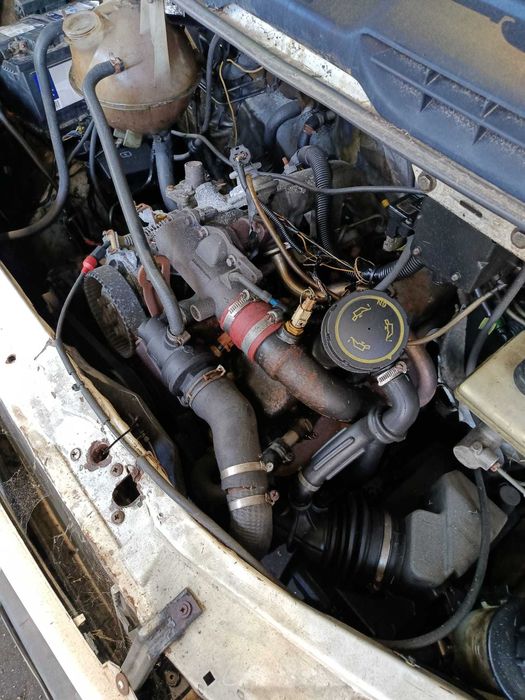 motor Ford Transit 2.5 TDI 101cv 4EB 1998