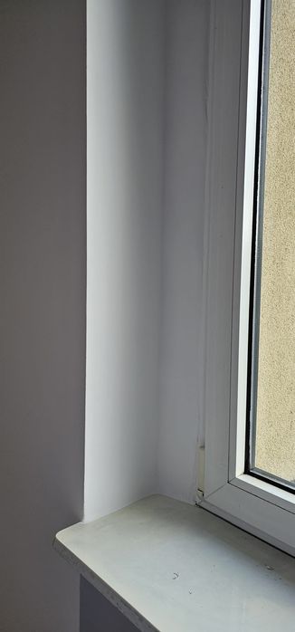 Malarz szpachlarz płytkarz  malowanie mieszkań pokoi gładzie