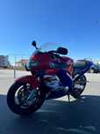 Moto CBR 600f bom estado