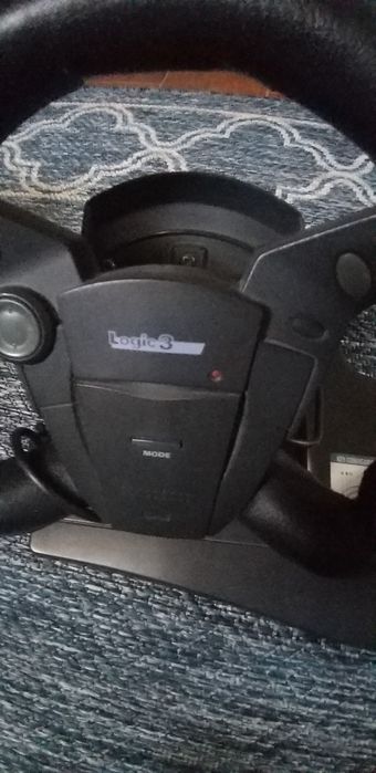 Volante e pedais