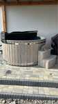 Jacuzzi, hot tuba, balia ogrodowa, spa w ogrodzie