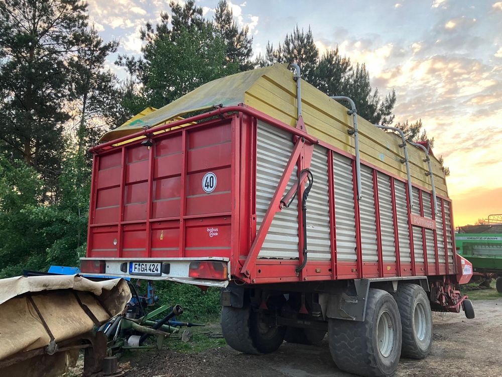 Przyczepa samozbierająca  Pottinger Jumbo 6600, Strautmann, Krone