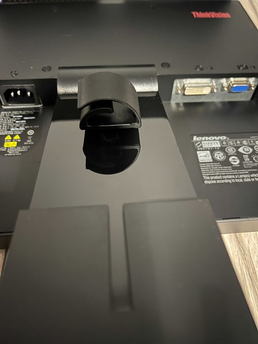 Monitor LENOVO L1711pC - sprawny 100% (do pracy/szkoły)