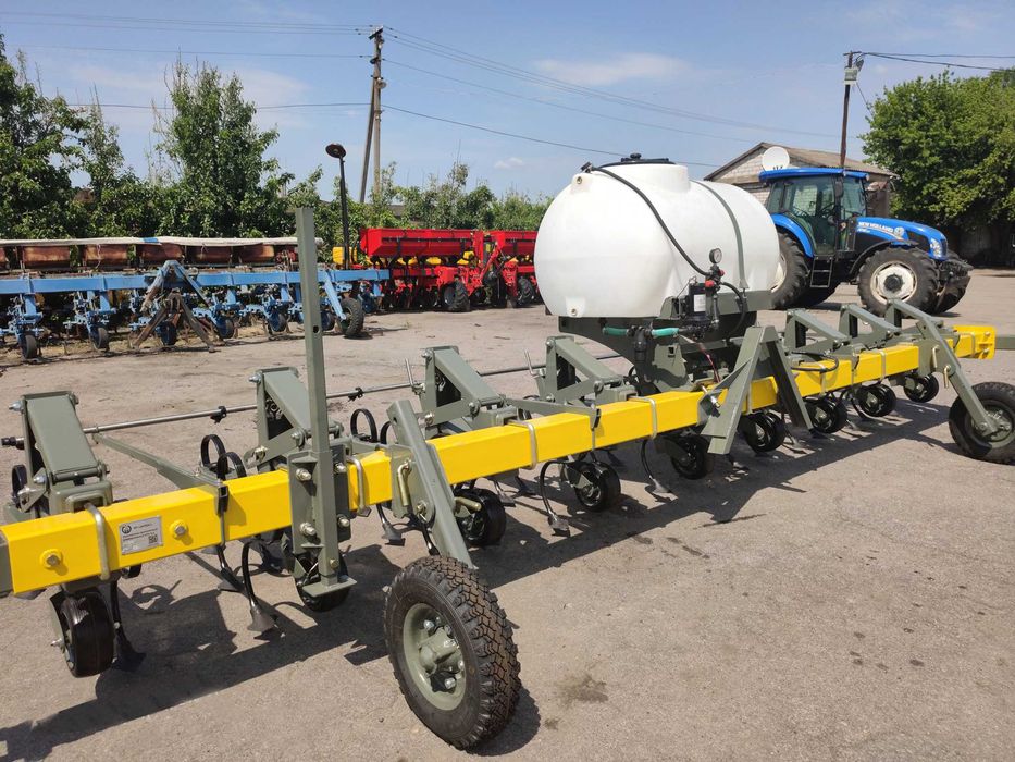 Культиватор міжрядний (просапний) універсальний КПУ-5,6