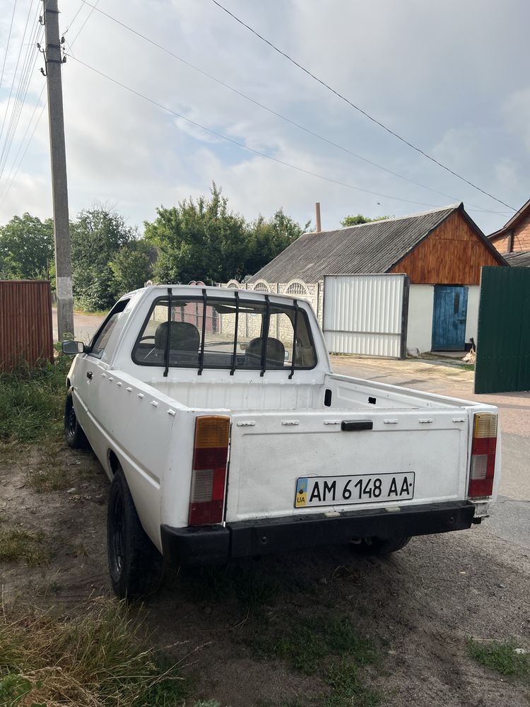 Таврія пікап 1105