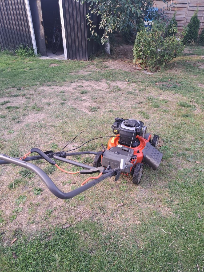 Sprzedam kosiarkę Husqvarna