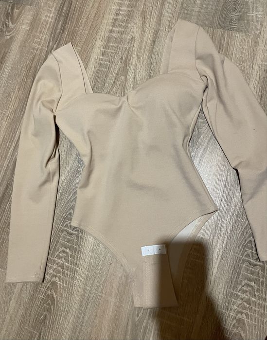 Нове боді з чашками