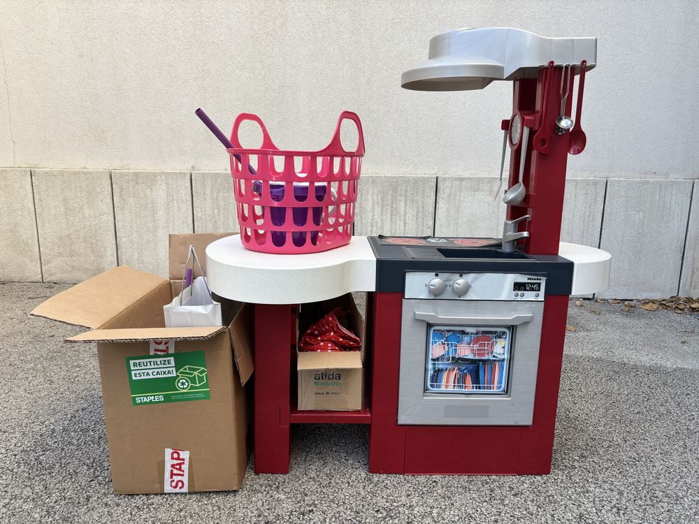 Brinquedo criança Conjunto de cozinha completo Miele
