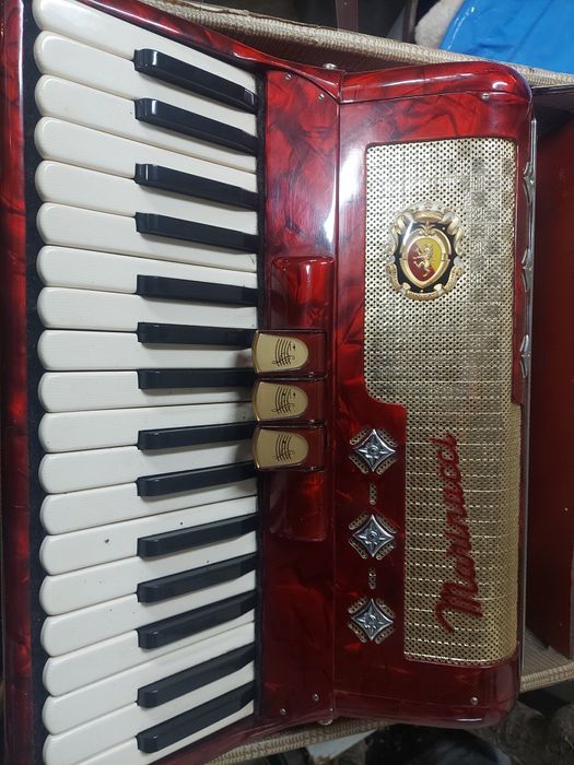 Akordeon Marinucci 72 basy