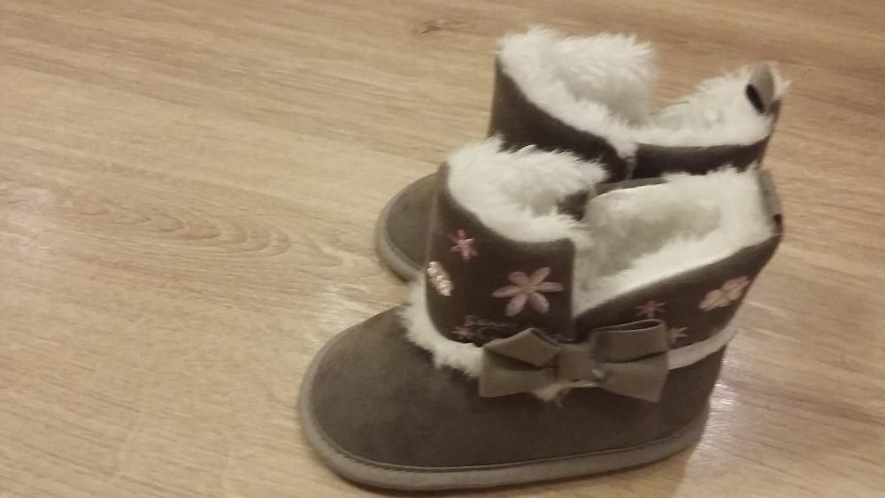 Buty kozaczki niechodki rozmiar 19 NOWE