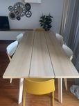 Mesa de jantar com cadeiras