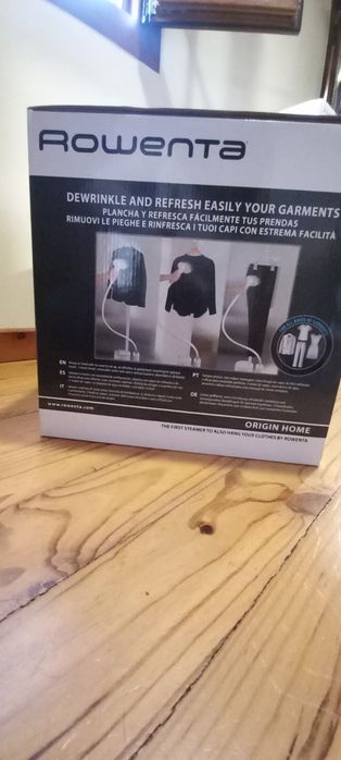 Ferro a Vapor Vertical Rowenta