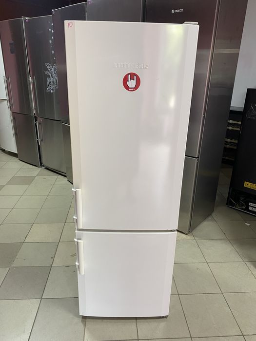 Холодильник двухкамерный LIEBHERR 160 см/ CUP2721