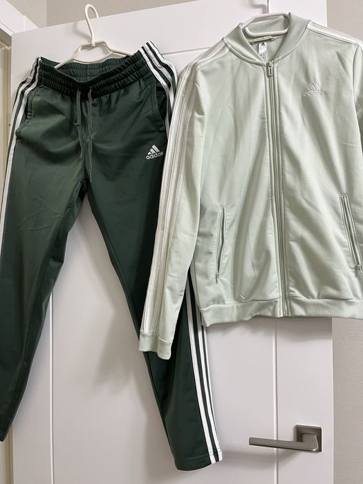 Продам своі фірмові костюми , не секенд,