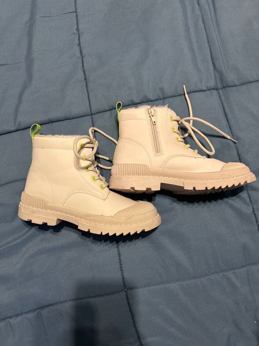 Черевики демі на дівчинку