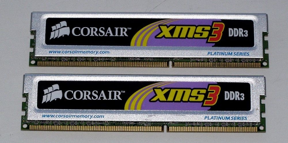 комплект 2х1 Гб DDR3-1333 Corsair XMS3