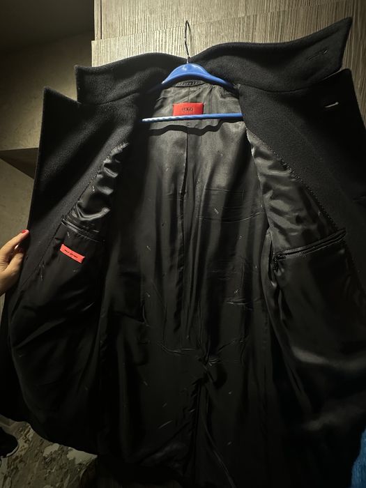 Продається кашемірове чоловіче пальто Hugo, 48-50р, оригінал,