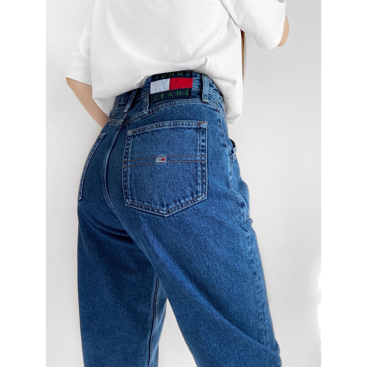 Мом джинси з патчем від Tommy Hilfiger, оригінал
