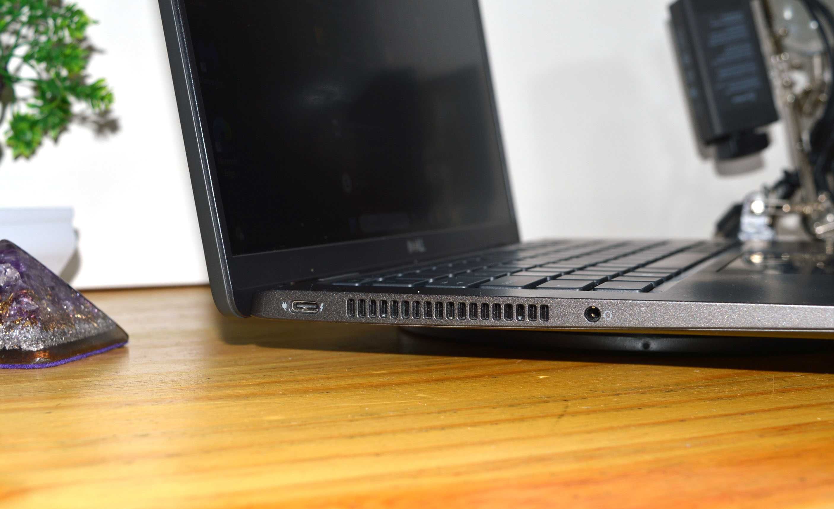 Dell Carbono 1.2Kg i7 4.80Ghz - LPDDR4 4267Mhz - Intel Iris® -Nvme C/N