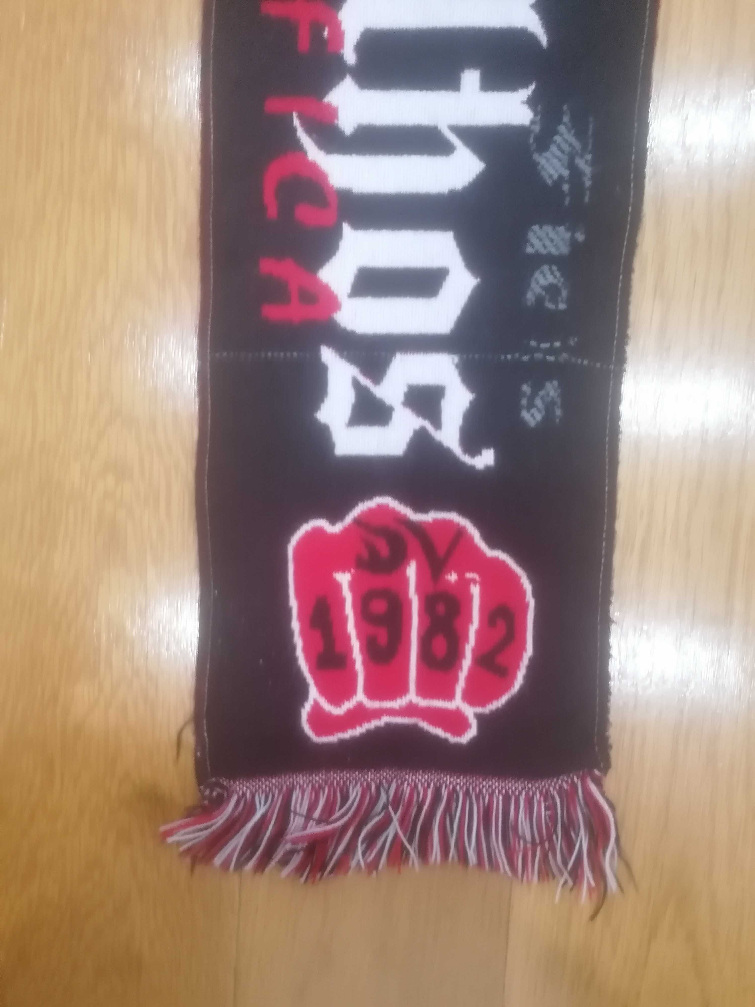 Cachecol Diabos Vermelhos - ultras Benfica novo