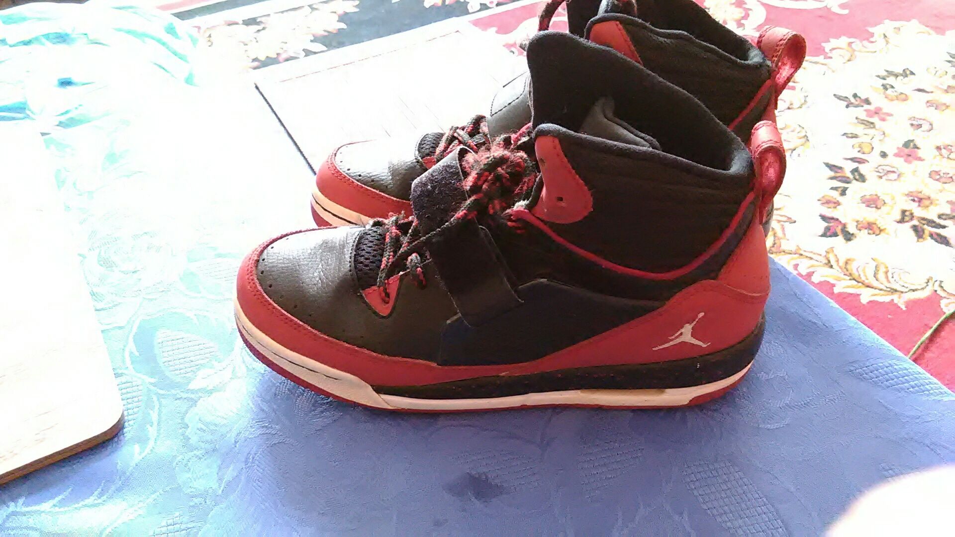Buty  Jordan. Polecam obniżka