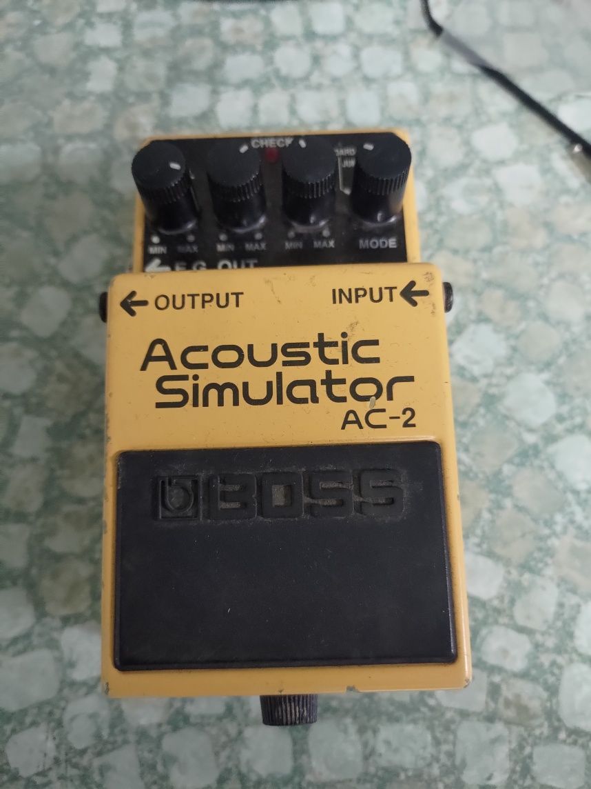 Boss Acoustic Simulator AC-2